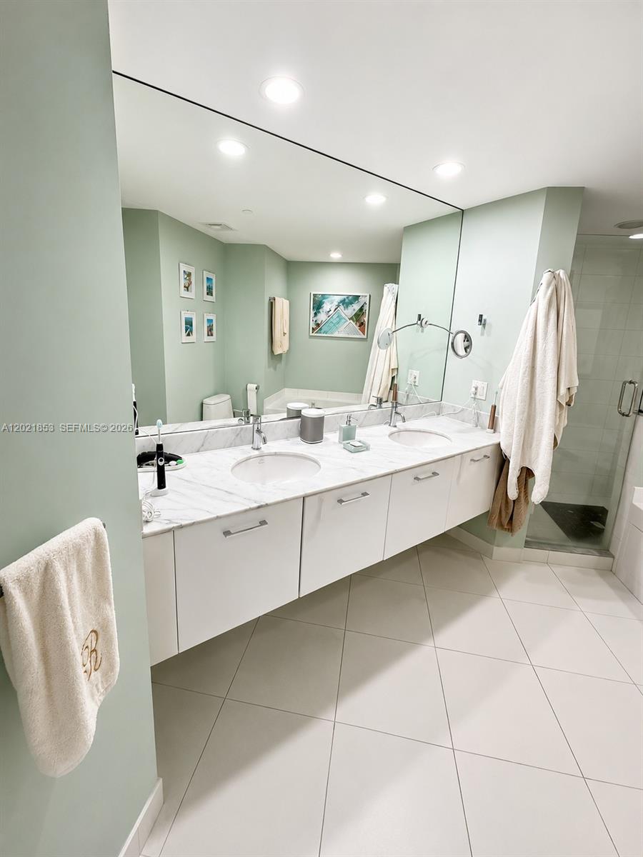 image 500 Brickell West6
