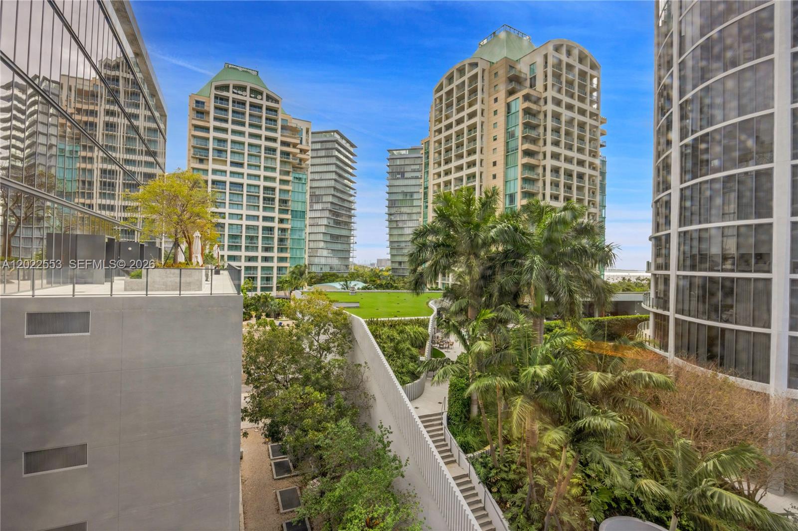 2831 S Bayshore Dr #705 Miami, FL 33133