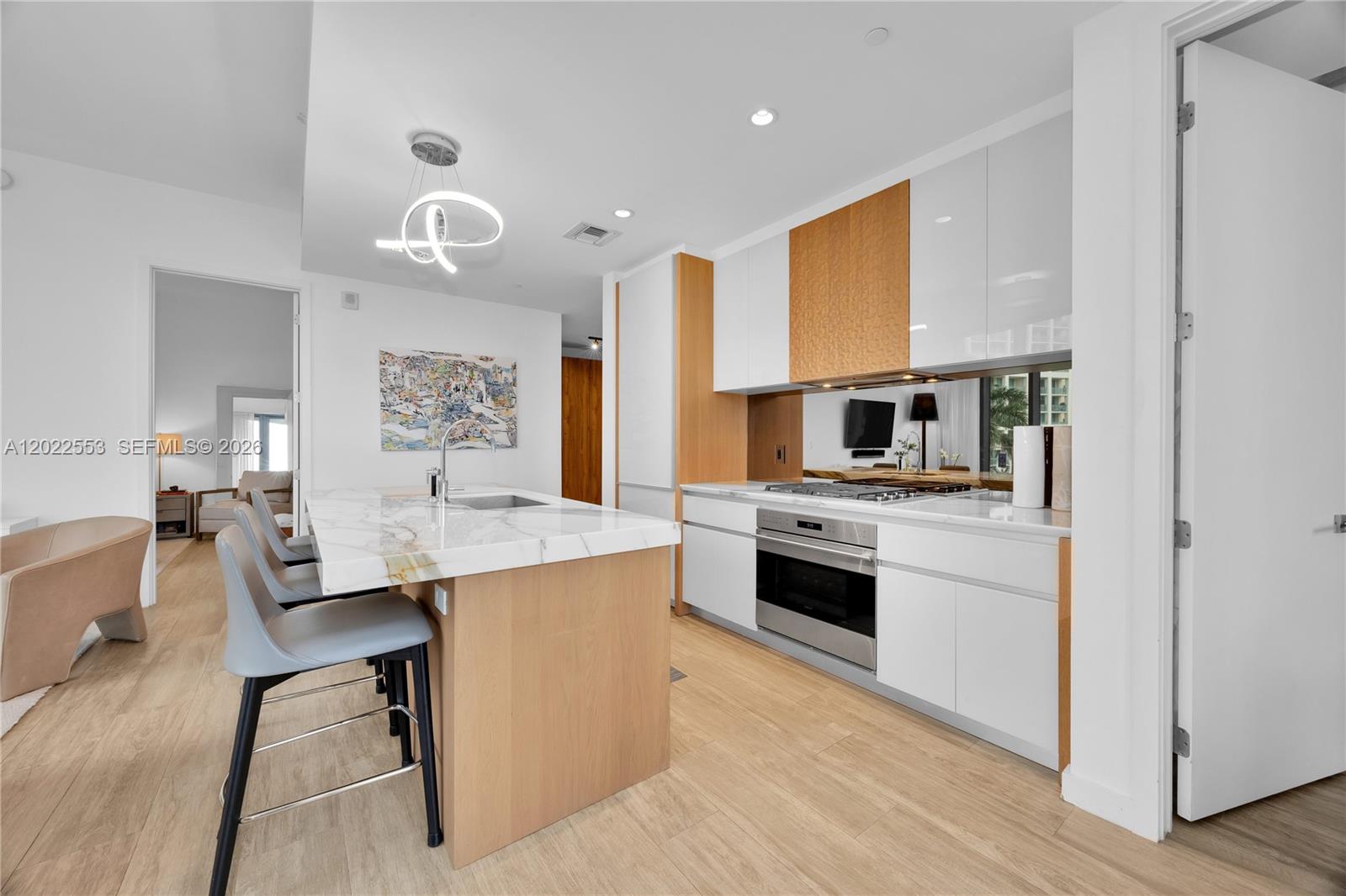 2831 S Bayshore Dr #705 Miami, FL 33133