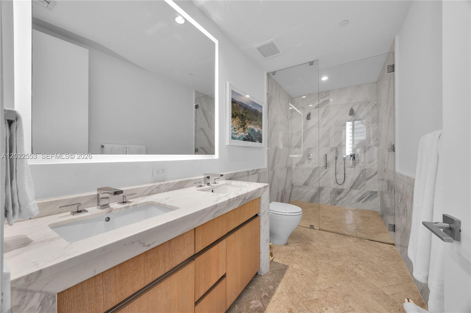 2831 S Bayshore Dr #705 Miami, FL 33133