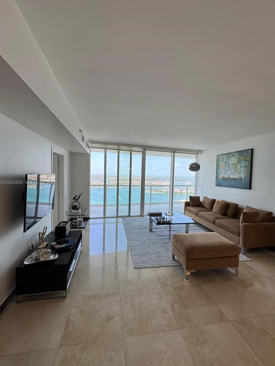450 Alton Rd #3505 Miami Beach, FL 33139