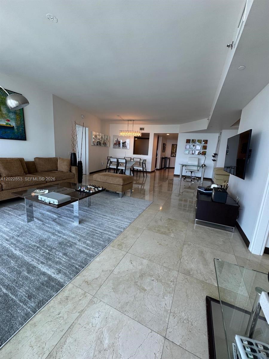 450 Alton Rd #3505 Miami Beach, FL 33139