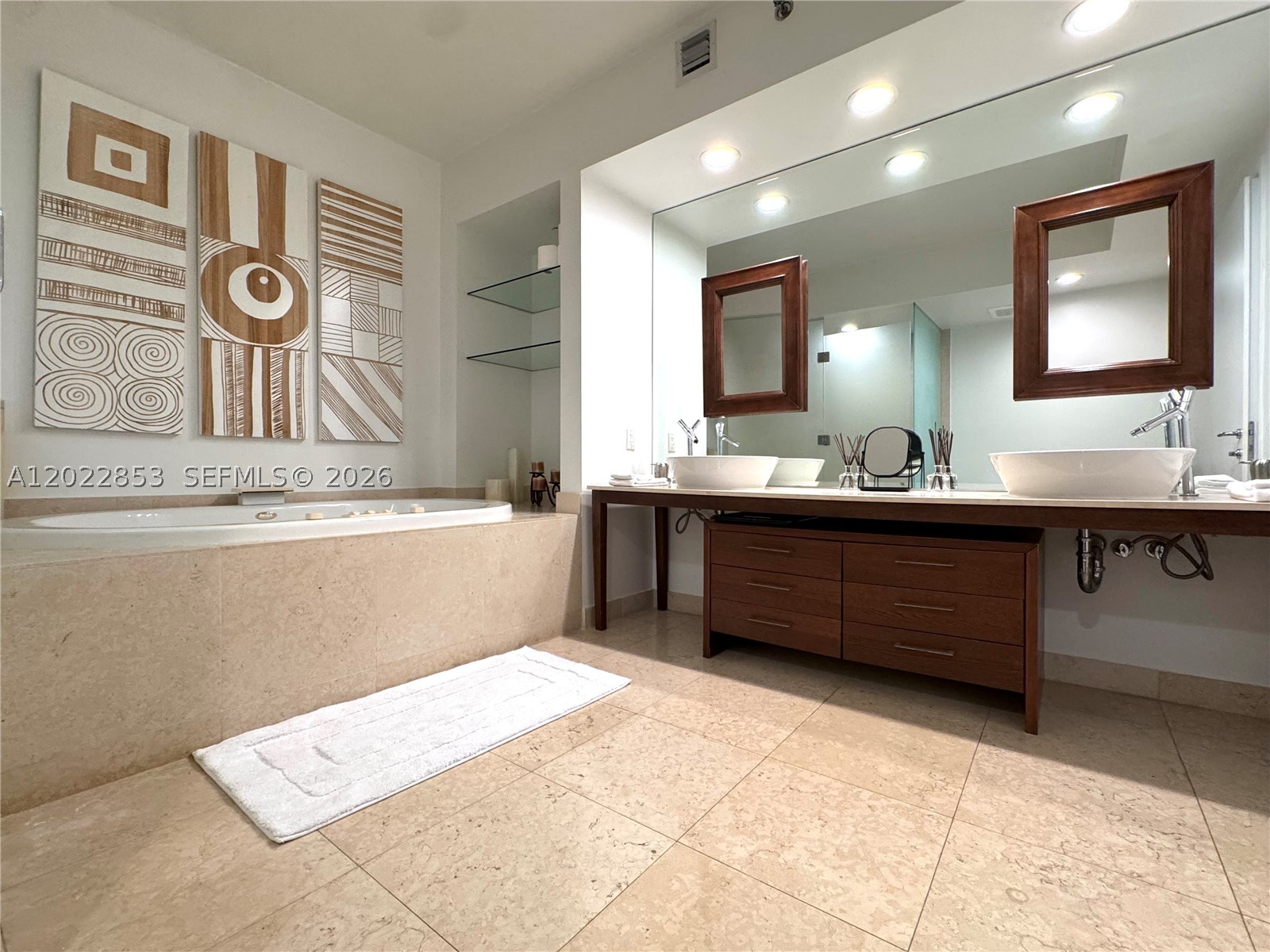 450 Alton Rd #3505 Miami Beach, FL 33139