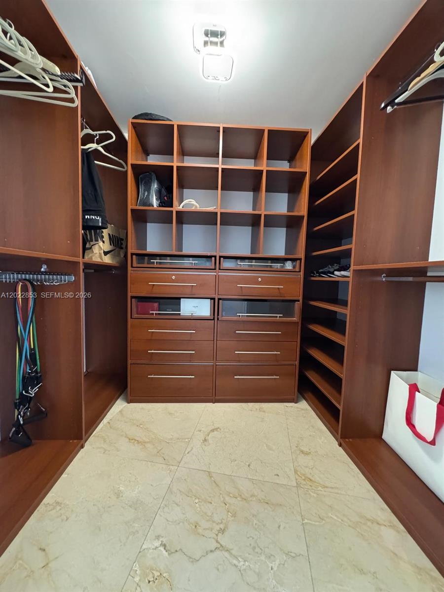 450 Alton Rd #3505 Miami Beach, FL 33139