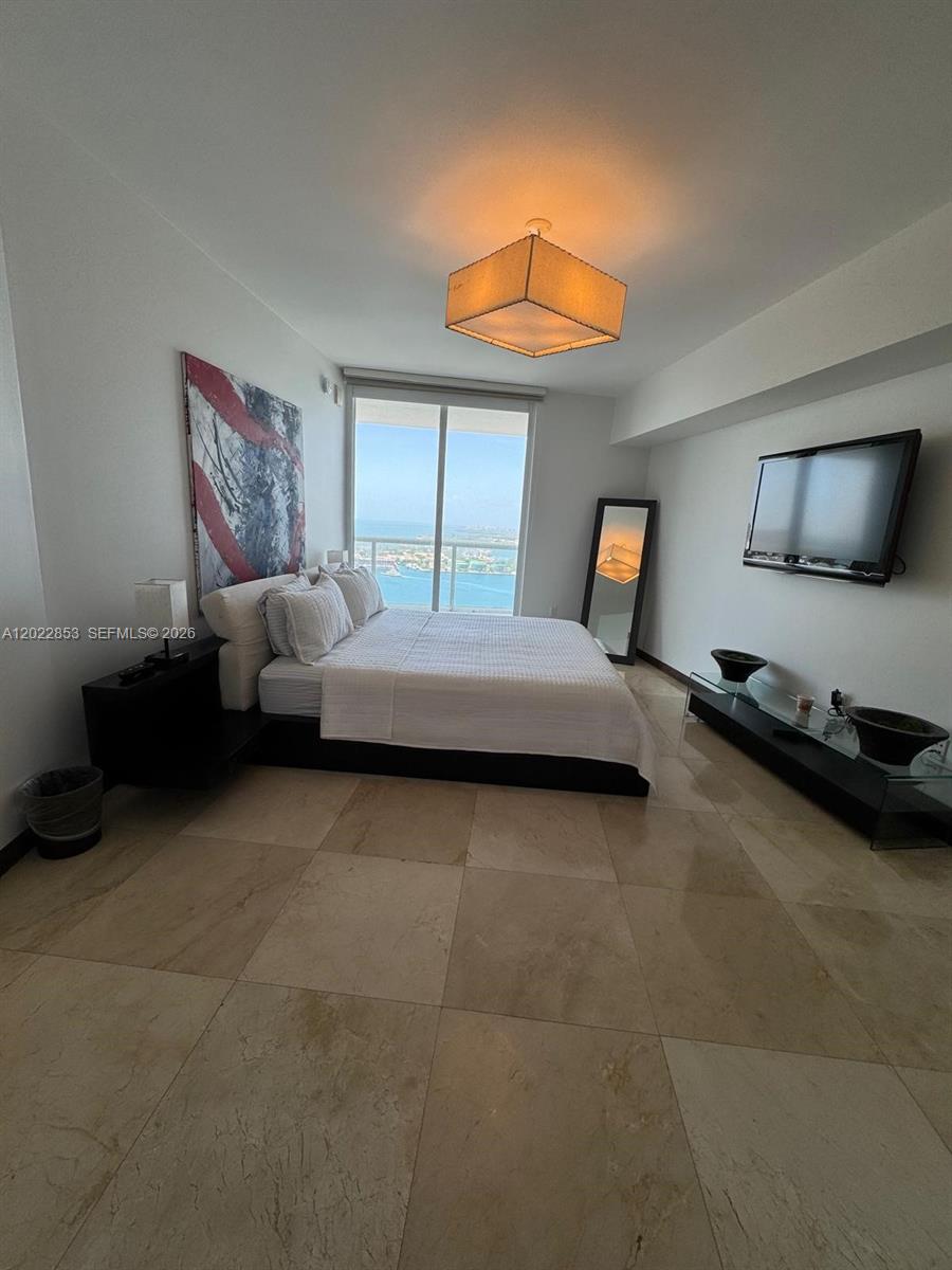 450 Alton Rd #3505 Miami Beach, FL 33139