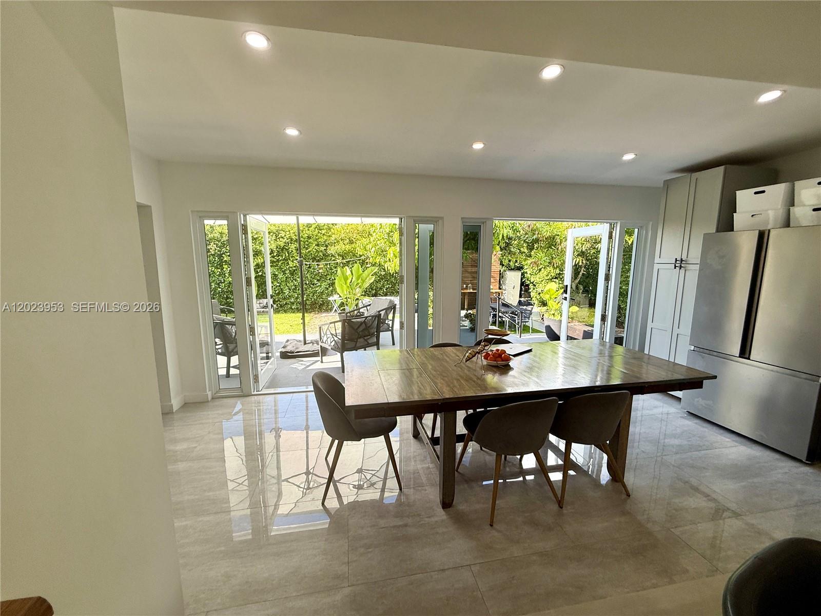 3280 SW 16th Ter Miami, FL 33145