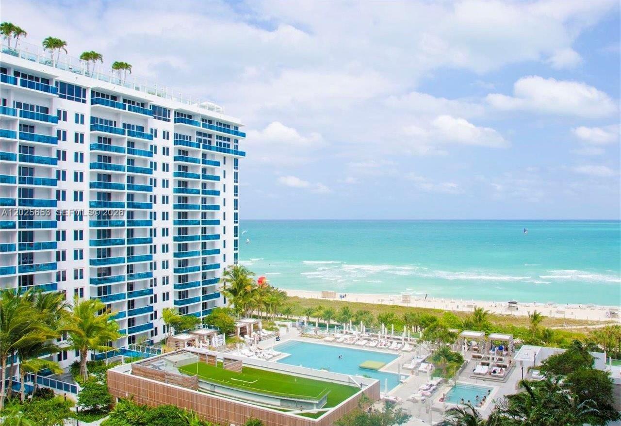 2301 Collins Ave #519