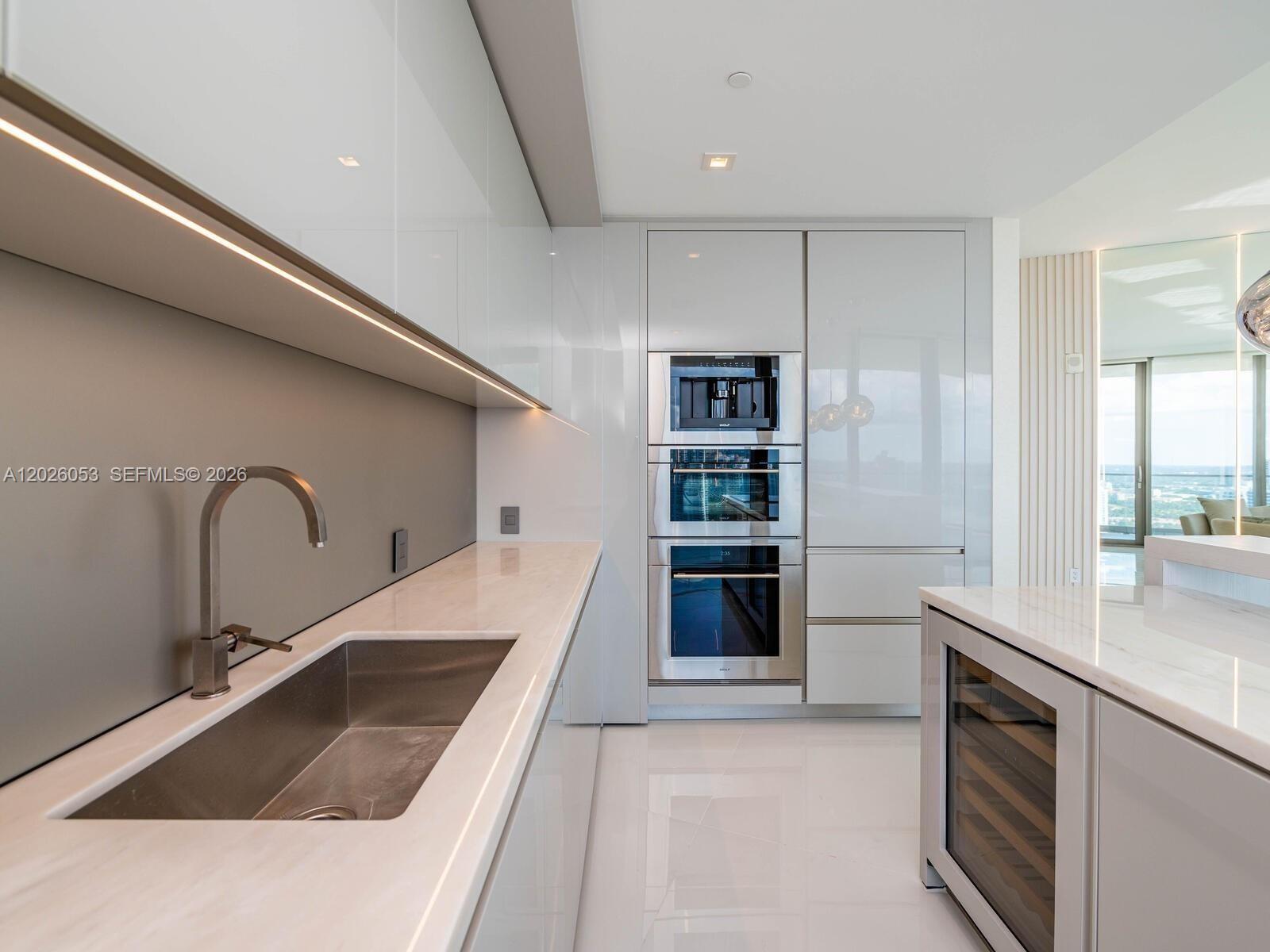 18975 Collins Ave #3105 Sunny Isles Beach, FL 33160