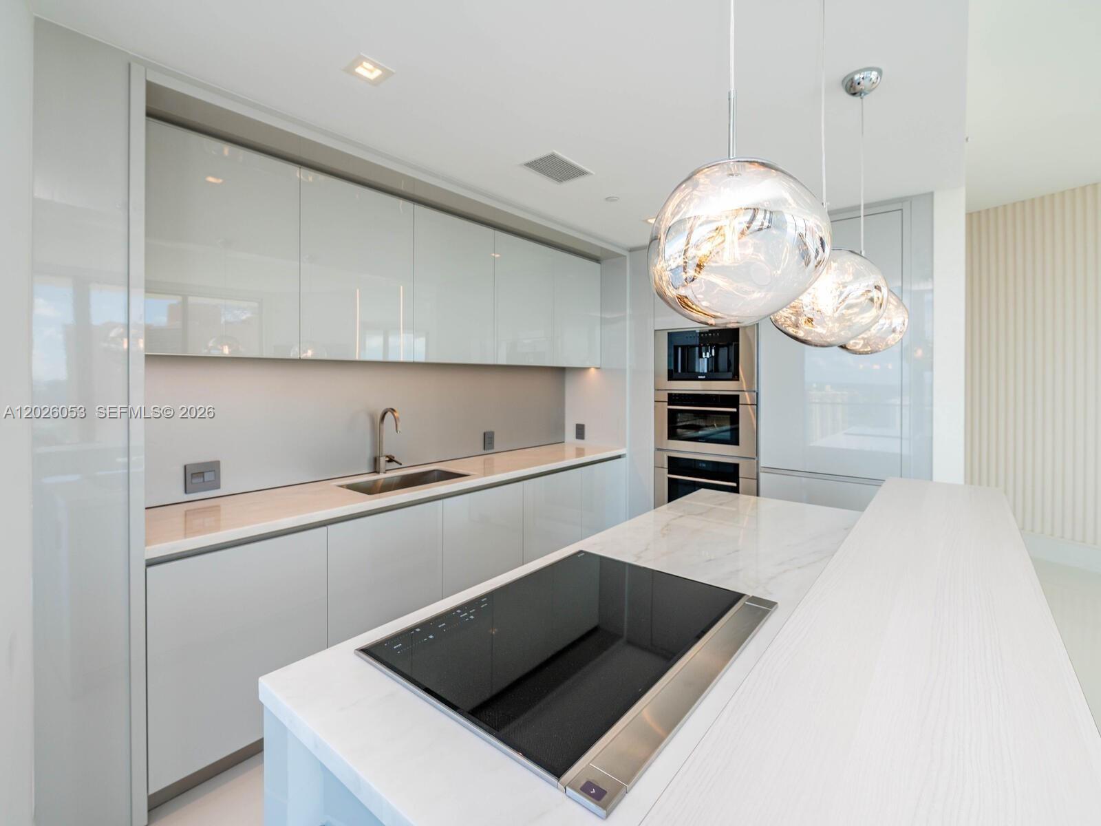 18975 Collins Ave #3105 Sunny Isles Beach, FL 33160