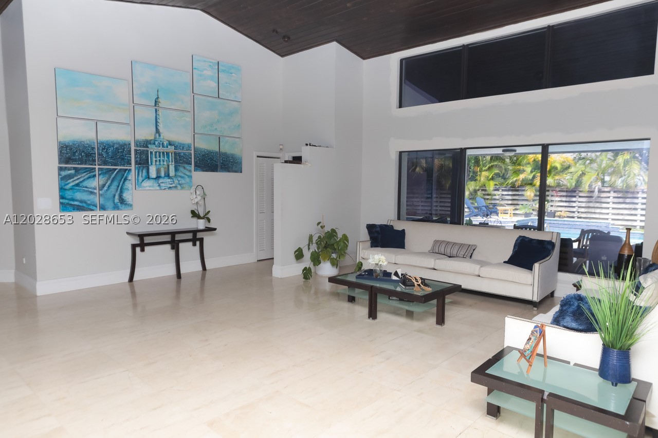 13324 SW 106th Ave Miami, FL 33176