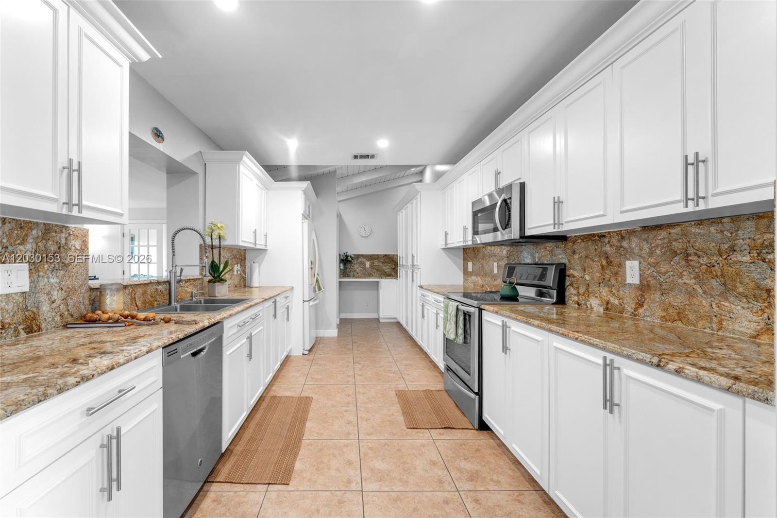 11375 SW 113th Ter Miami, FL 33176