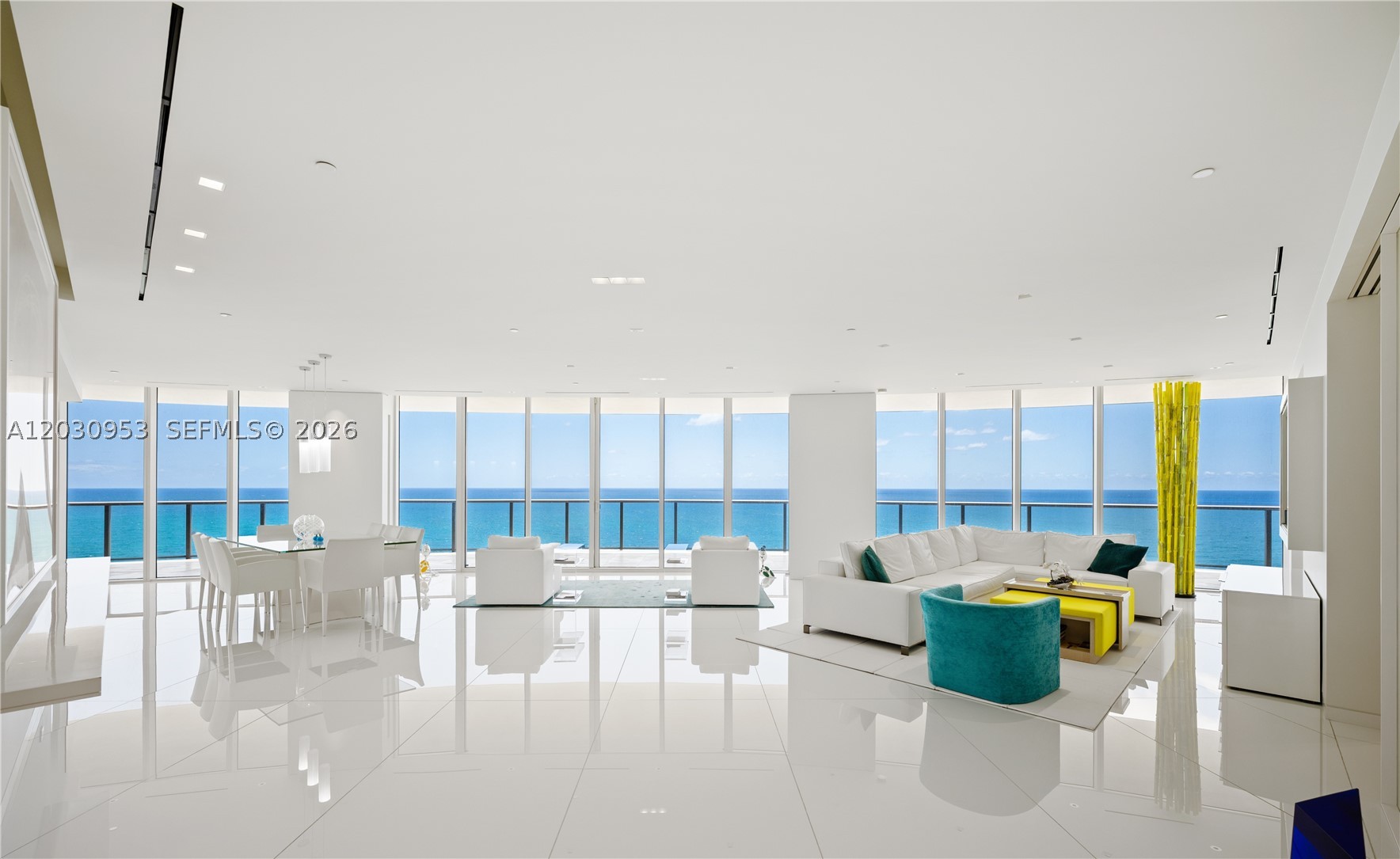 image St Regis Bal Harbour Center0