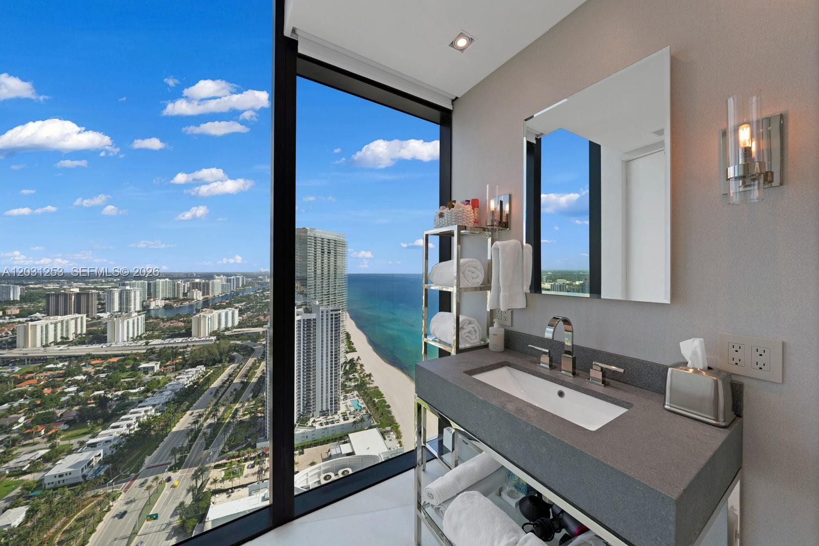 18555 Collins Ave #4405 Sunny Isles Beach, FL 33160