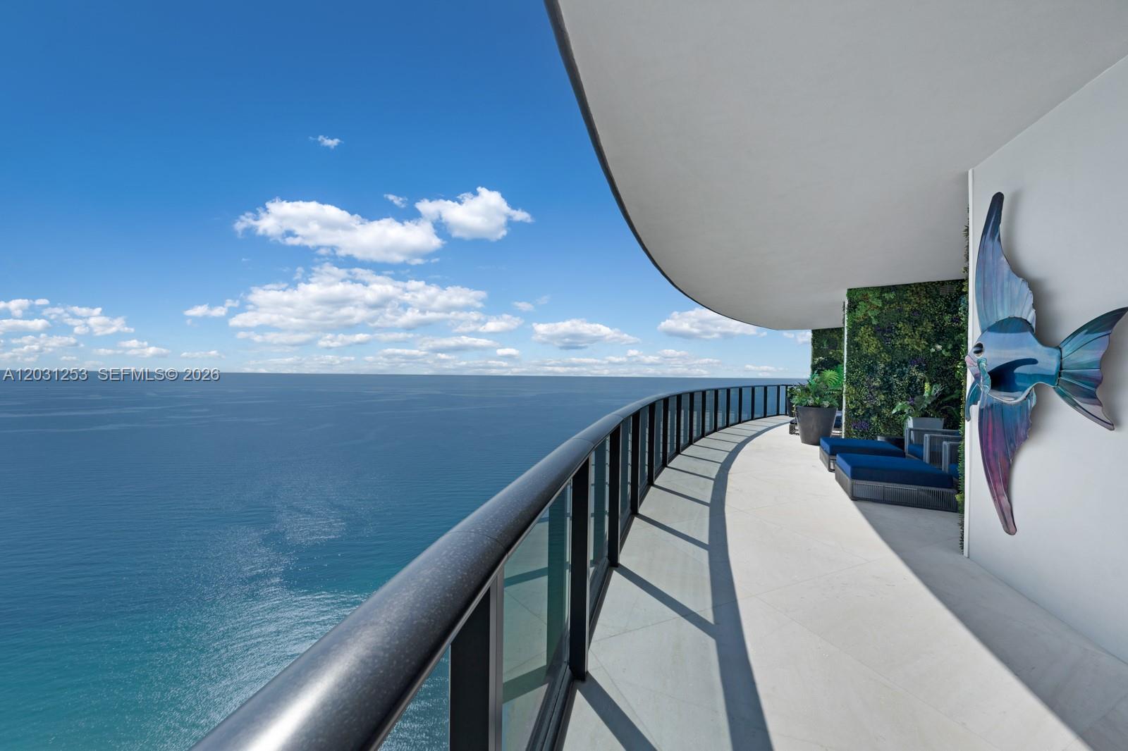 18555 Collins Ave #4405 Sunny Isles Beach, FL 33160