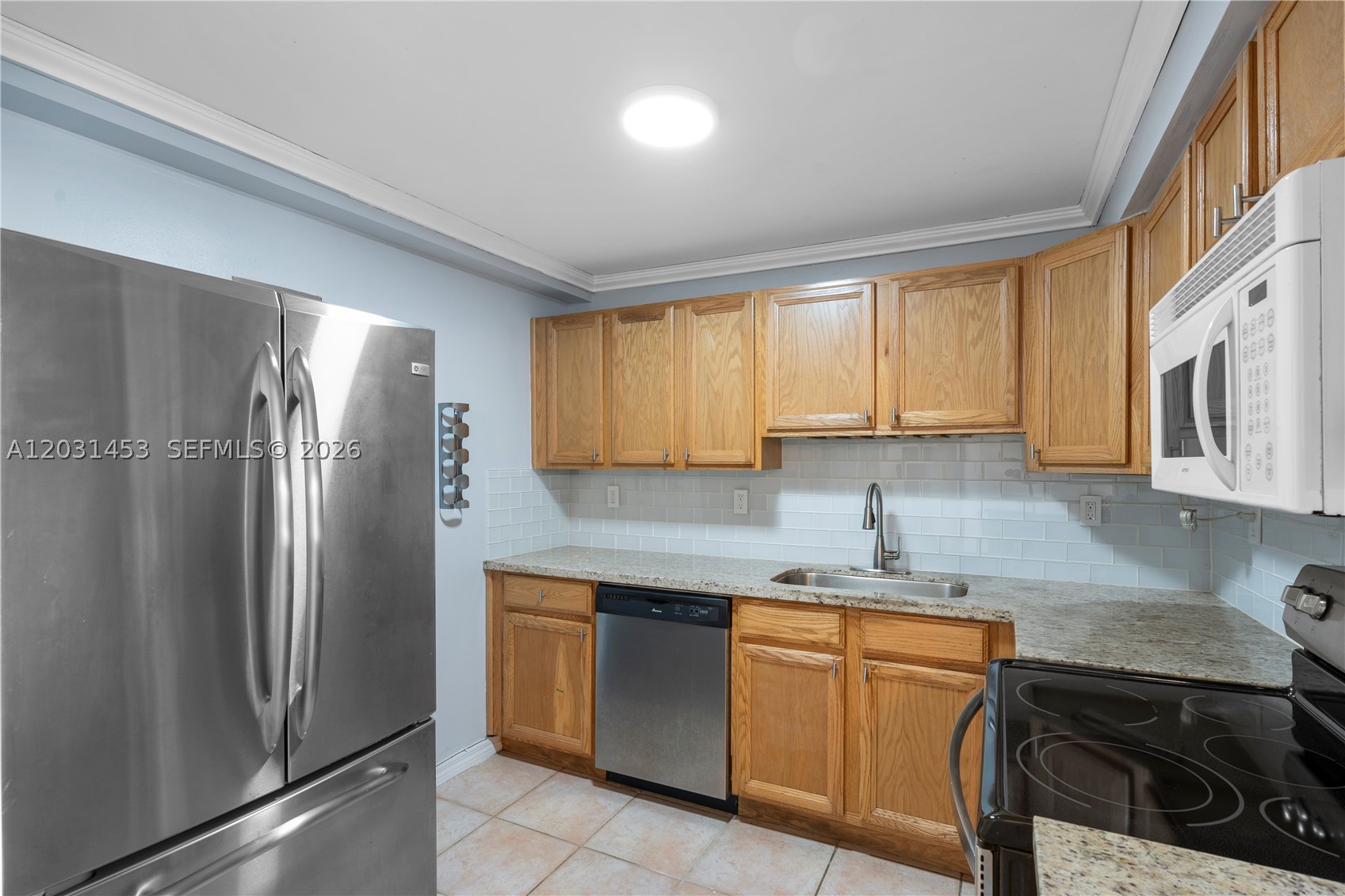 1605 Bay Rd #503 Miami Beach, FL 33139