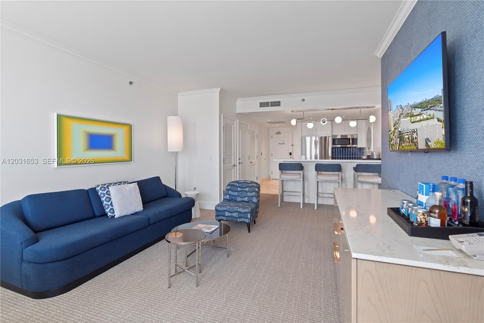 4401 Collins Ave #1206 Miami Beach, FL 33140