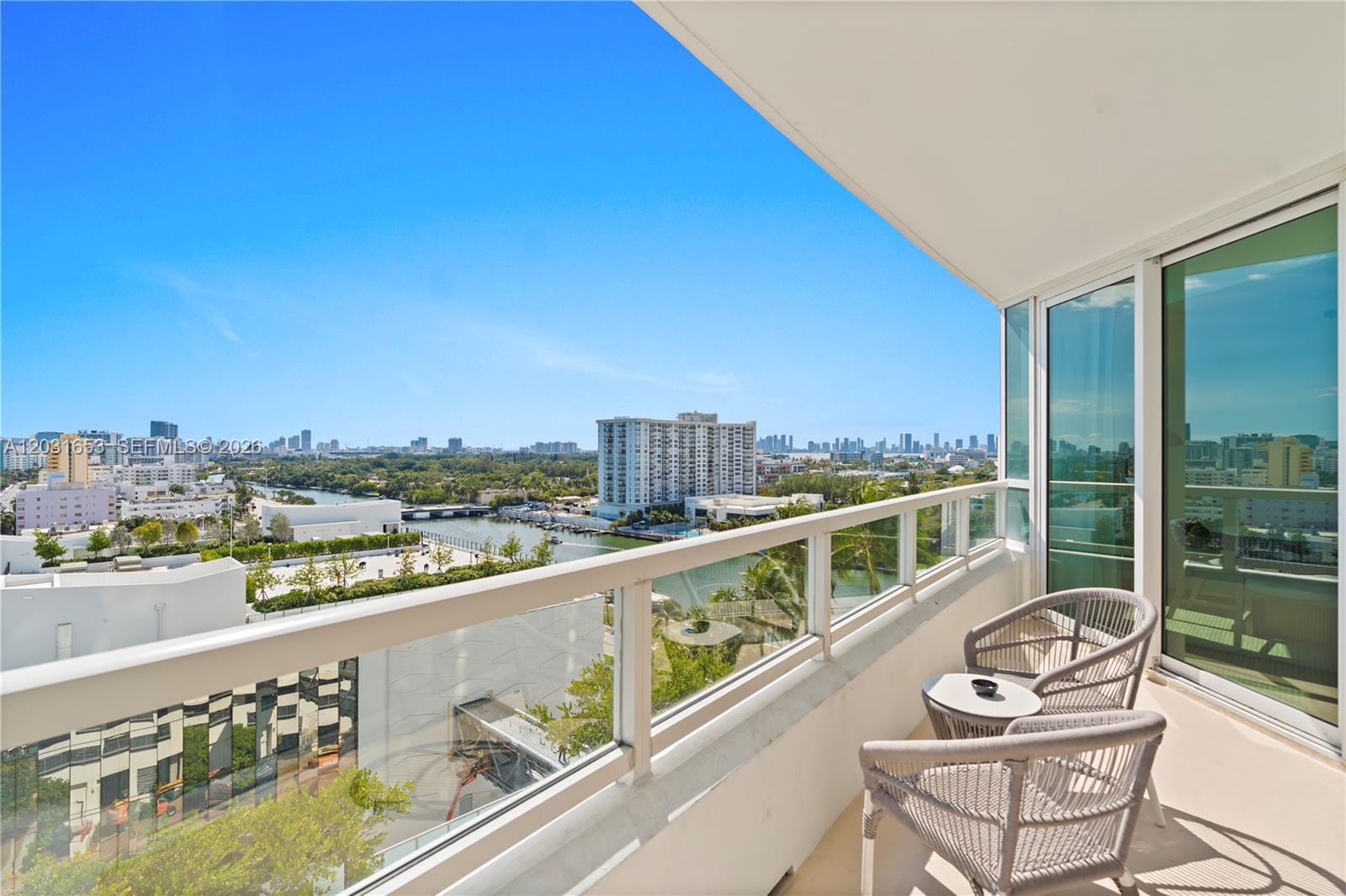 4401 Collins Ave #1206 Miami Beach, FL 33140