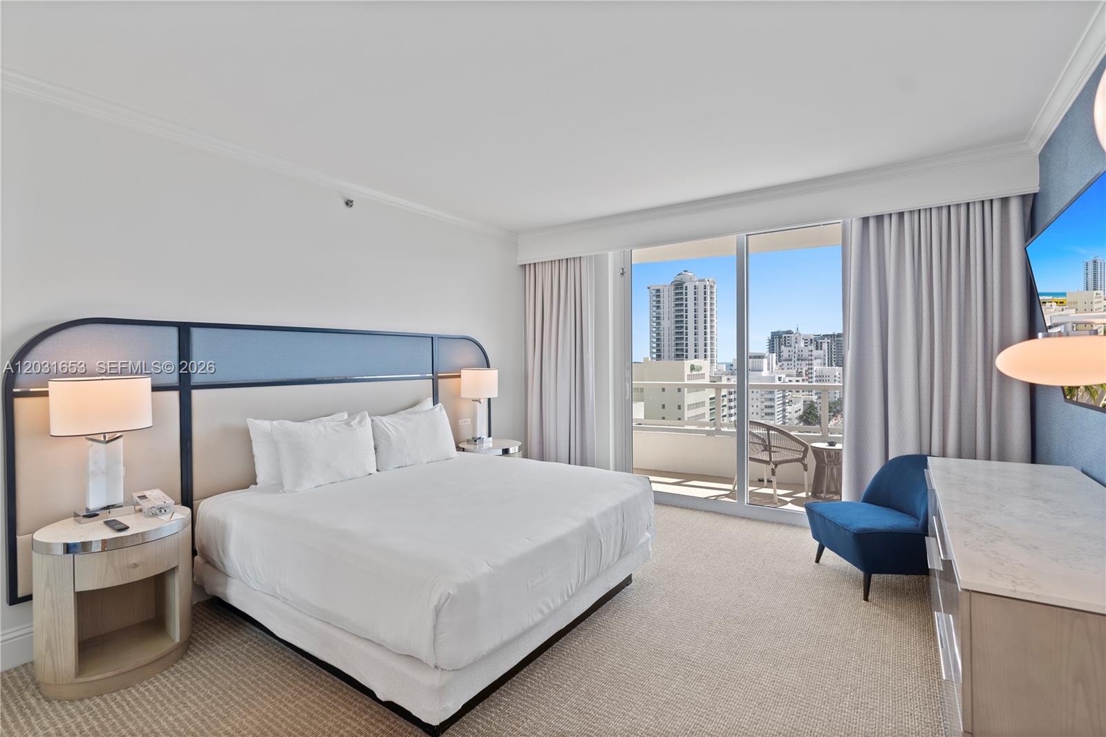 4401 Collins Ave #1206 Miami Beach, FL 33140