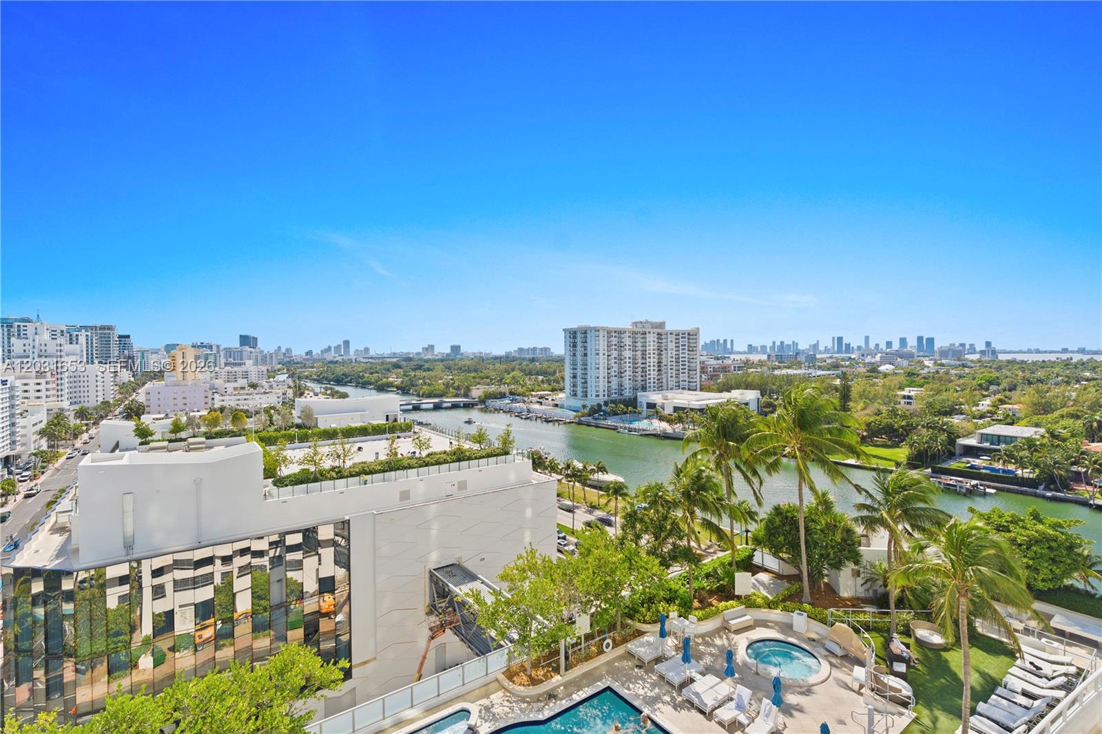 4401 Collins Ave #1206 Miami Beach, FL 33140