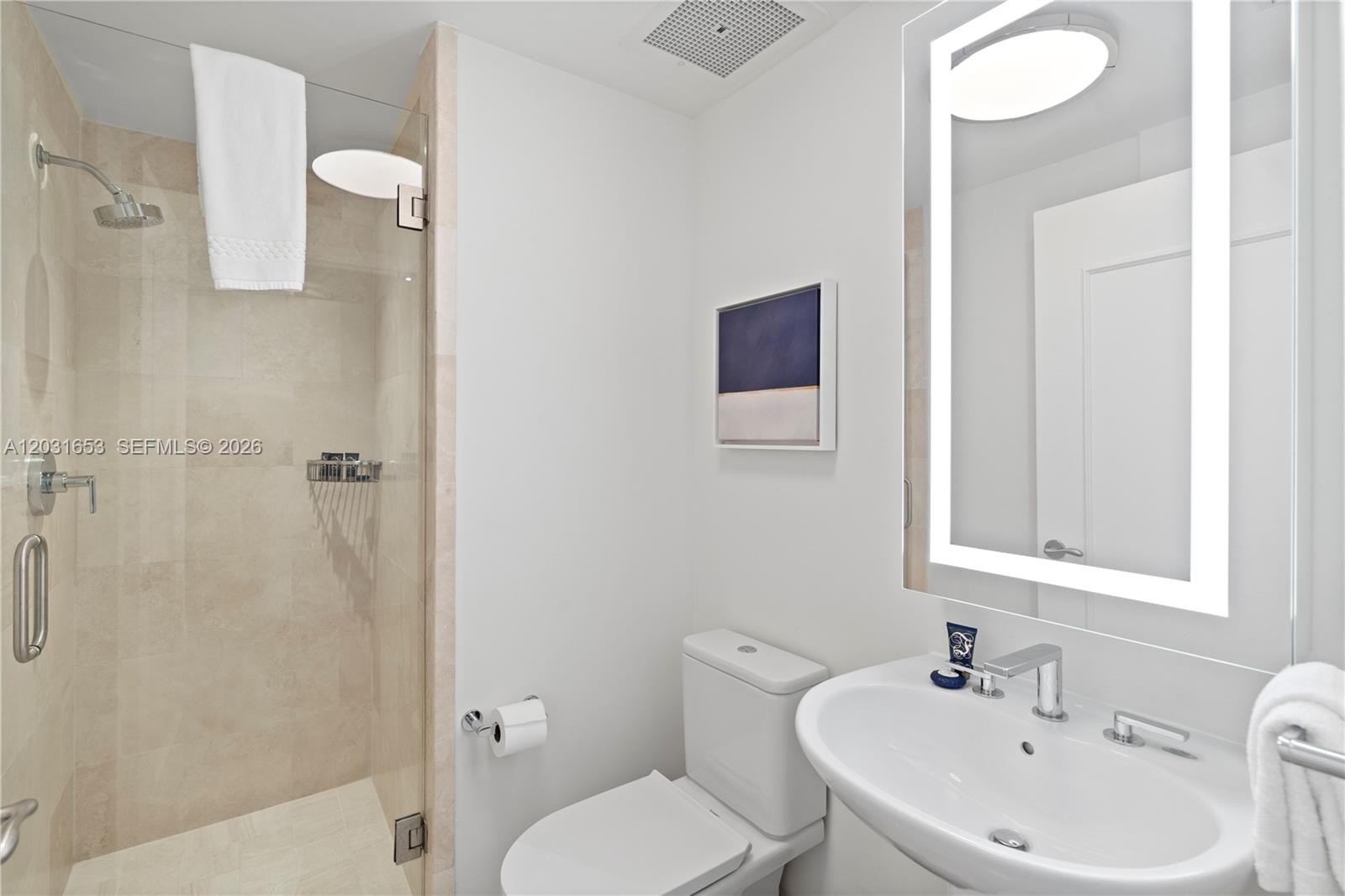 4401 Collins Ave #1206 Miami Beach, FL 33140