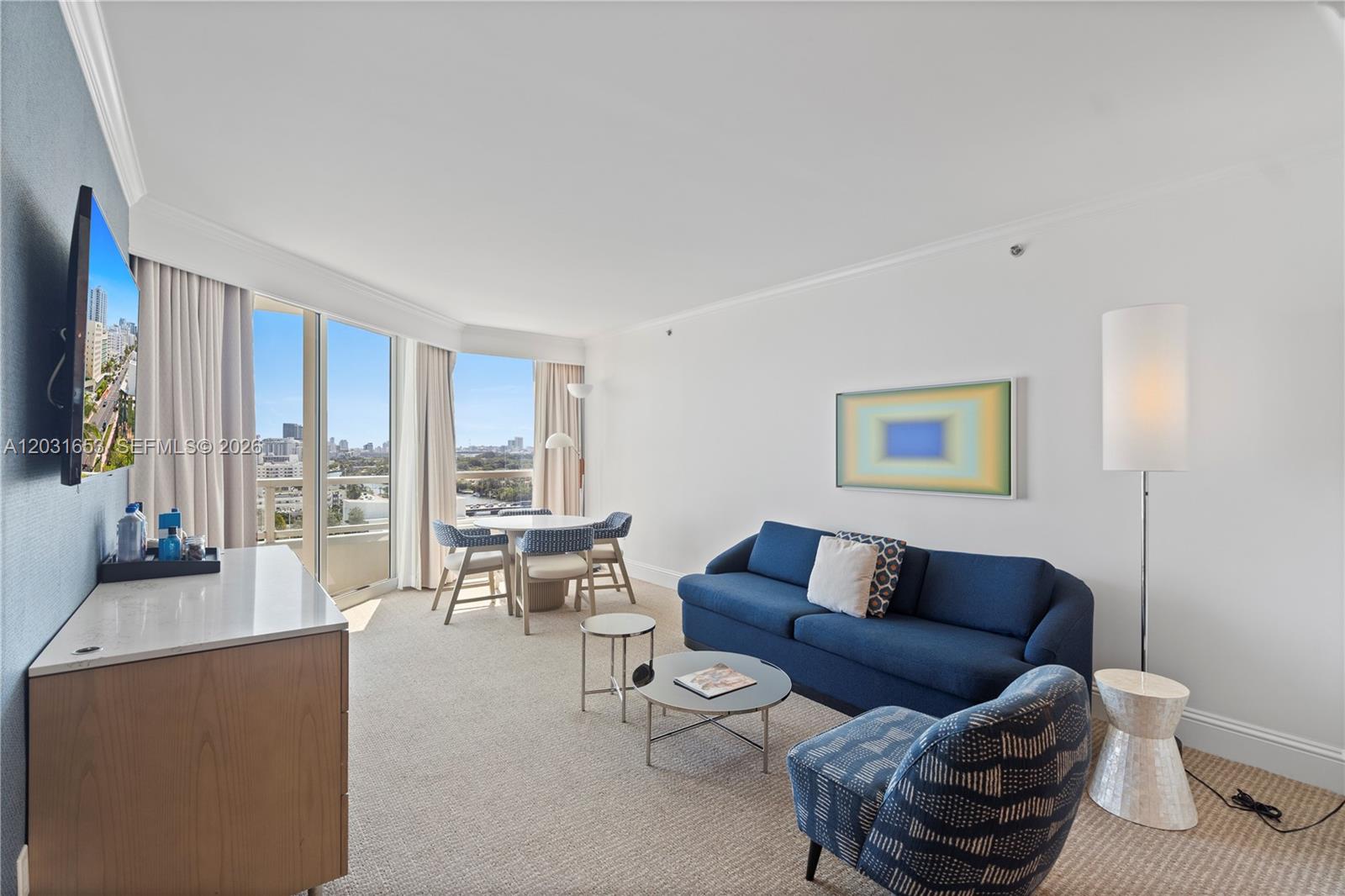 4401 Collins Ave #1206 Miami Beach, FL 33140