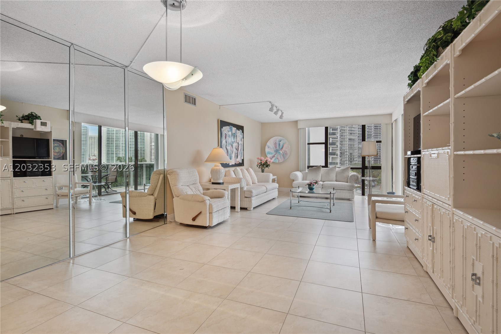 3625 N Country Clb Dr #603