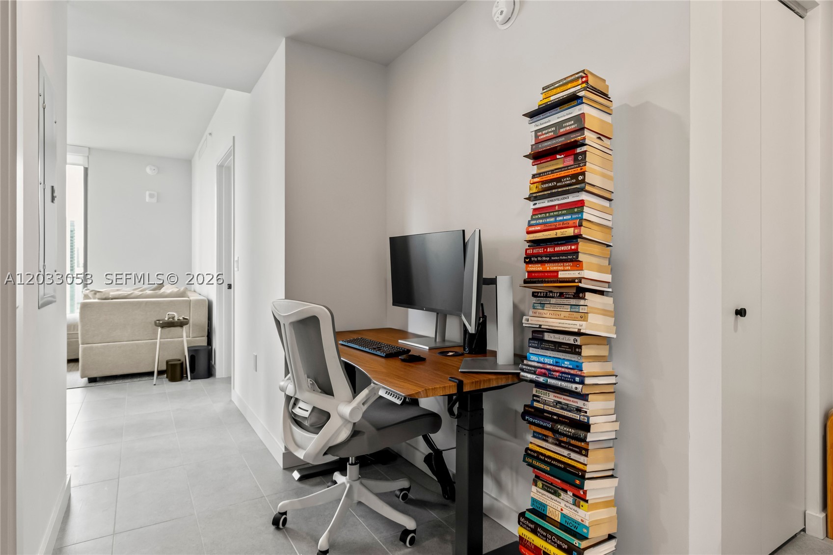 121 NE 5th St #2401 Miami, FL 33132