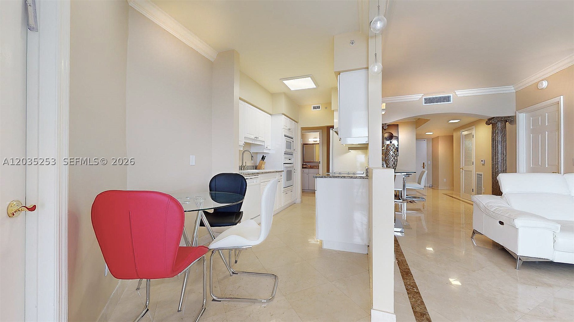 image Blue Diamond22