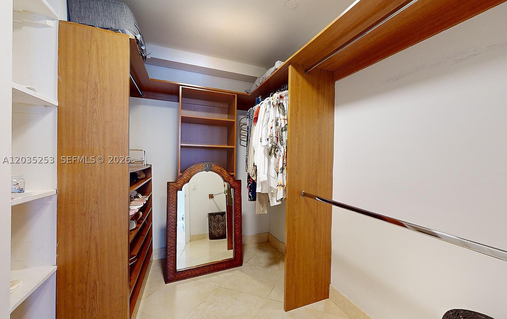 image Blue Diamond37