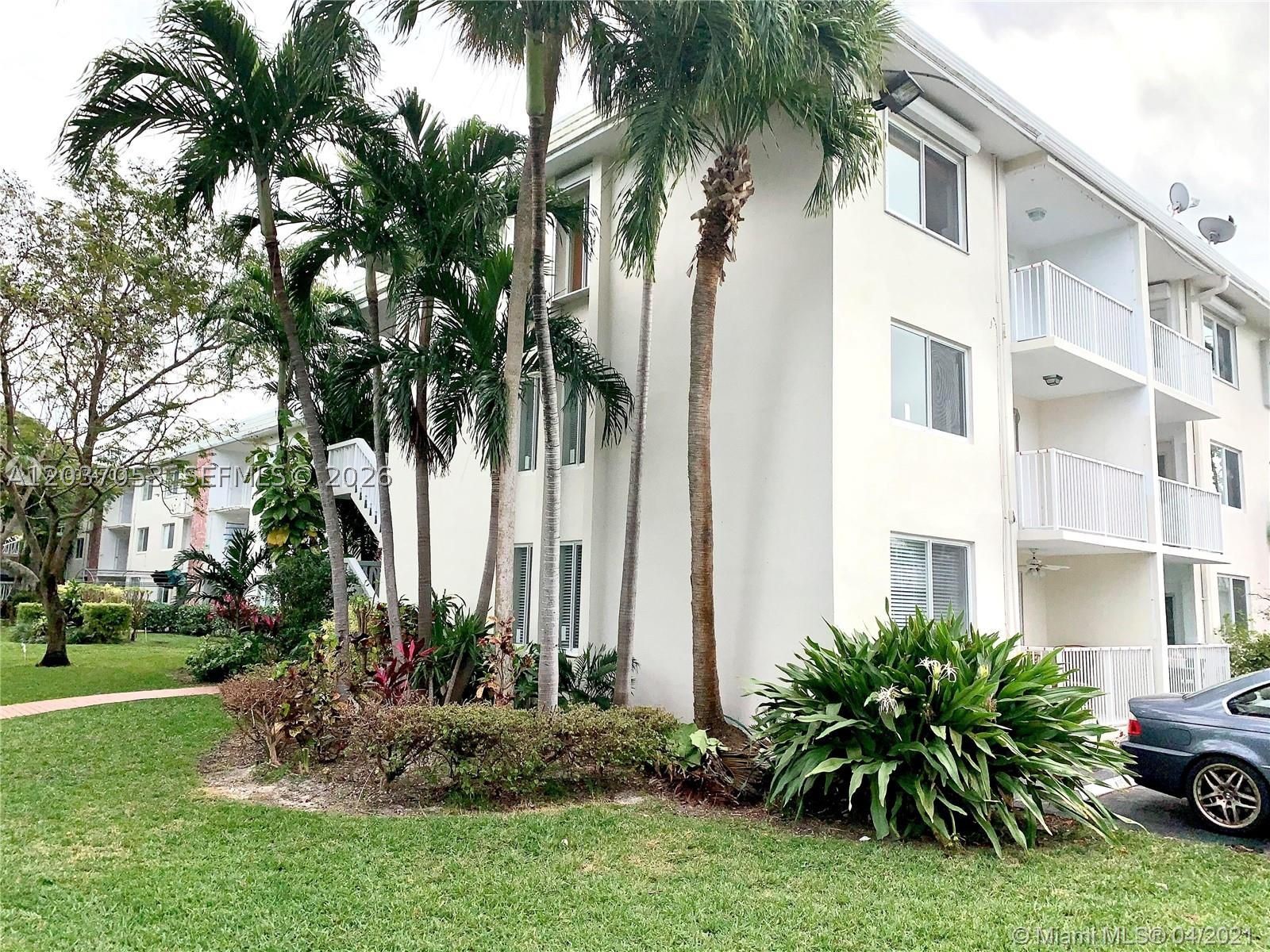 240 Galen Dr #214