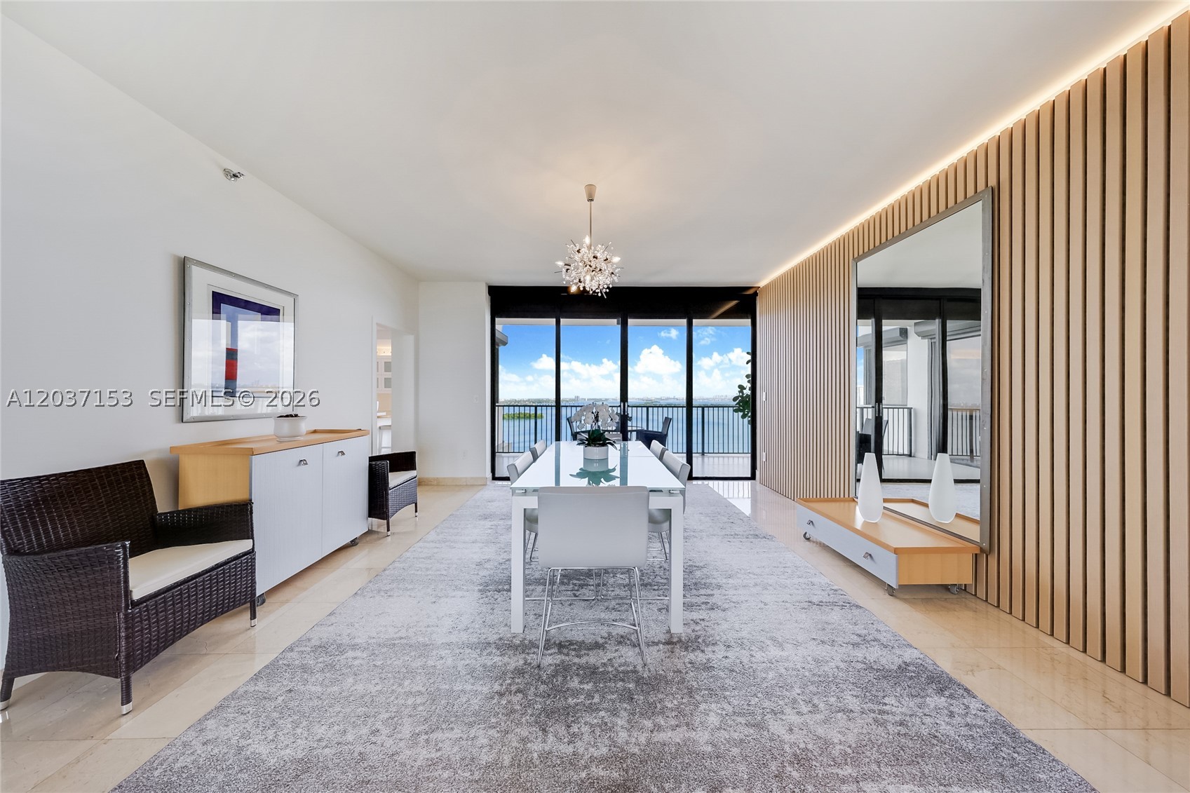 image 1000 Venetian Way4