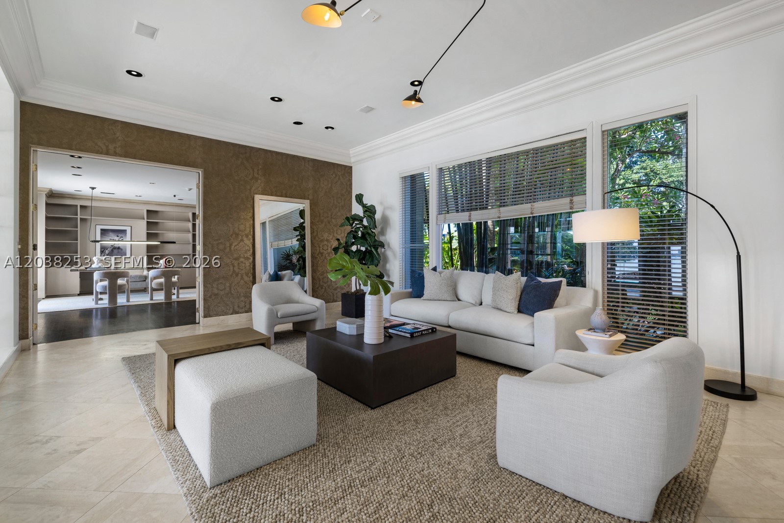 6500 N Bay Rd Miami Beach, FL 33141