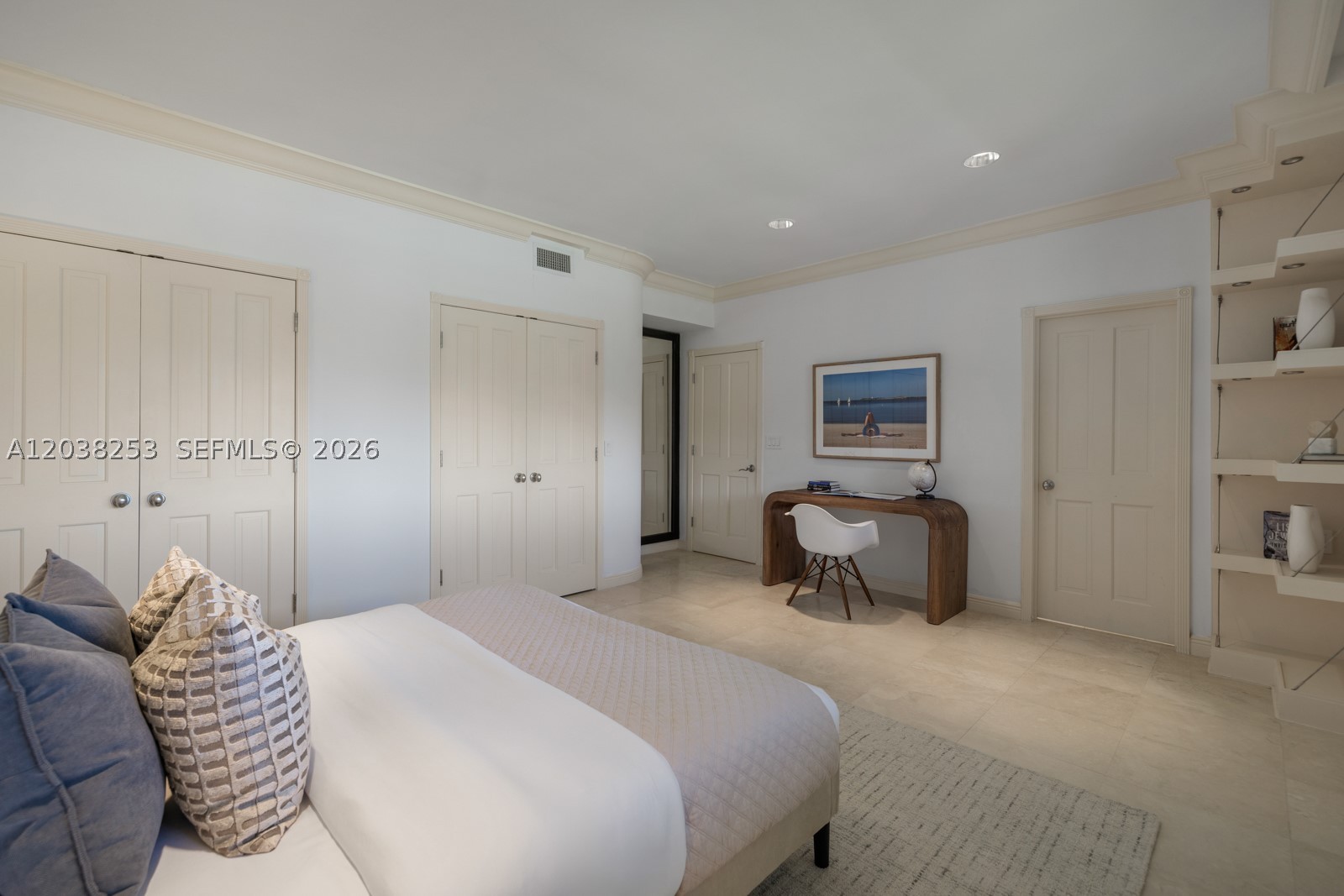 6500 N Bay Rd Miami Beach, FL 33141