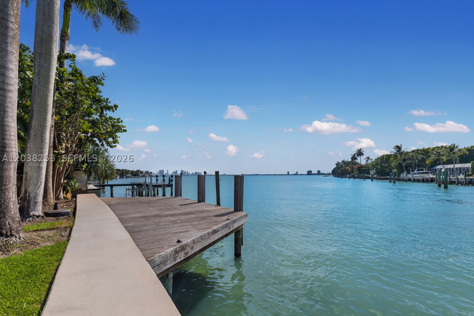 6500 N Bay Rd Miami Beach, FL 33141