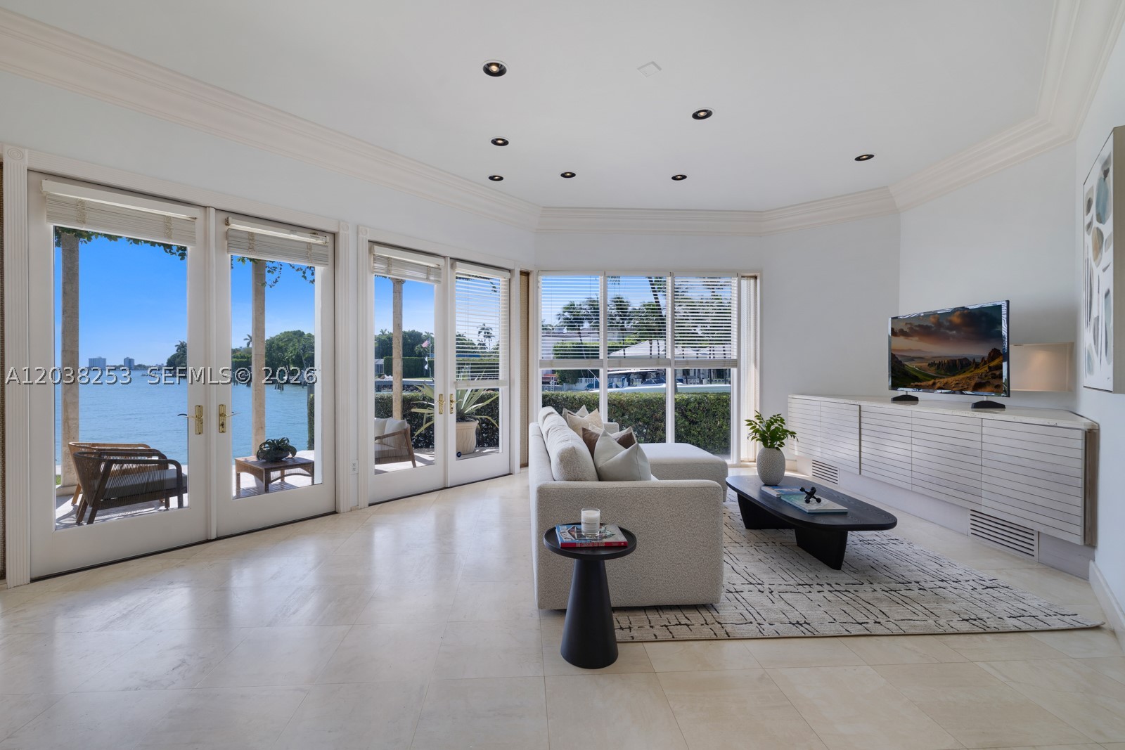 6500 N Bay Rd Miami Beach, FL 33141