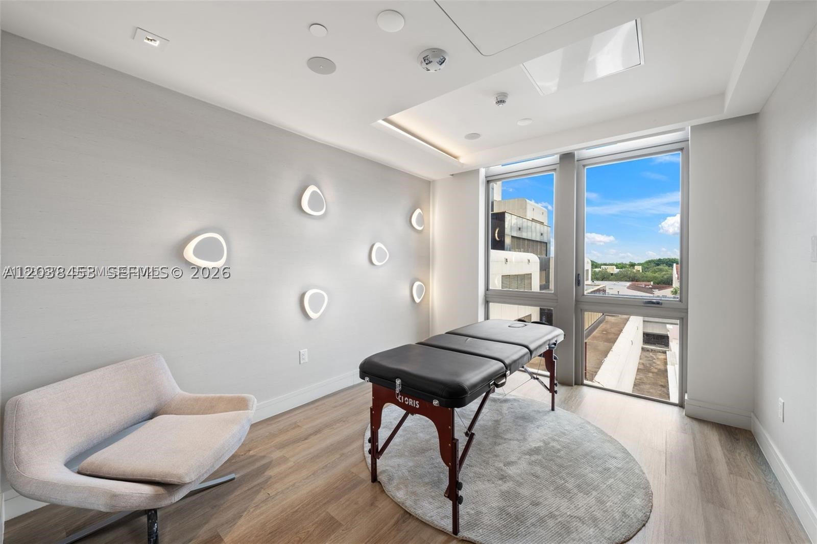 515 Valencia Ave #802 Coral Gables, FL 33134