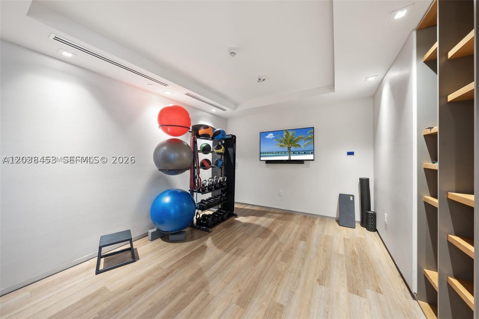 515 Valencia Ave #802 Coral Gables, FL 33134