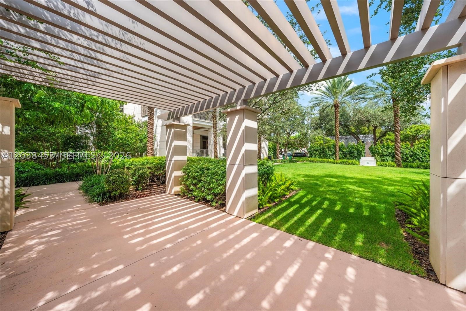 515 Valencia Ave #802 Coral Gables, FL 33134
