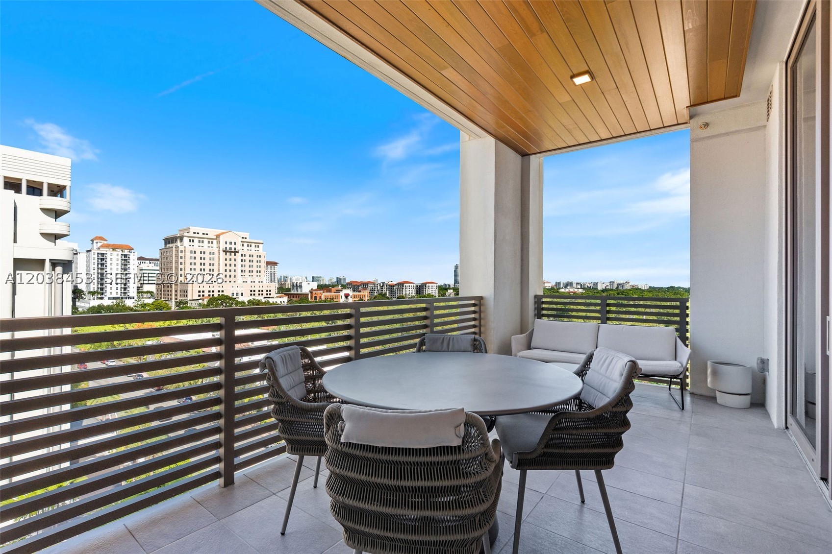 515 Valencia Ave #802 Coral Gables, FL 33134