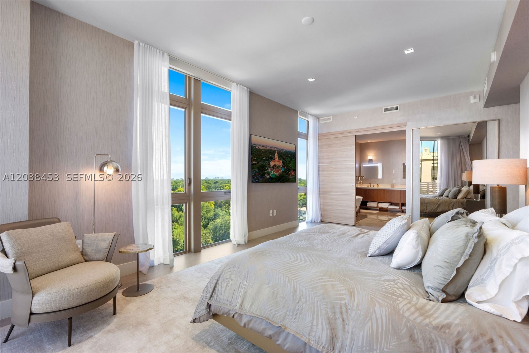 515 Valencia Ave #802 Coral Gables, FL 33134