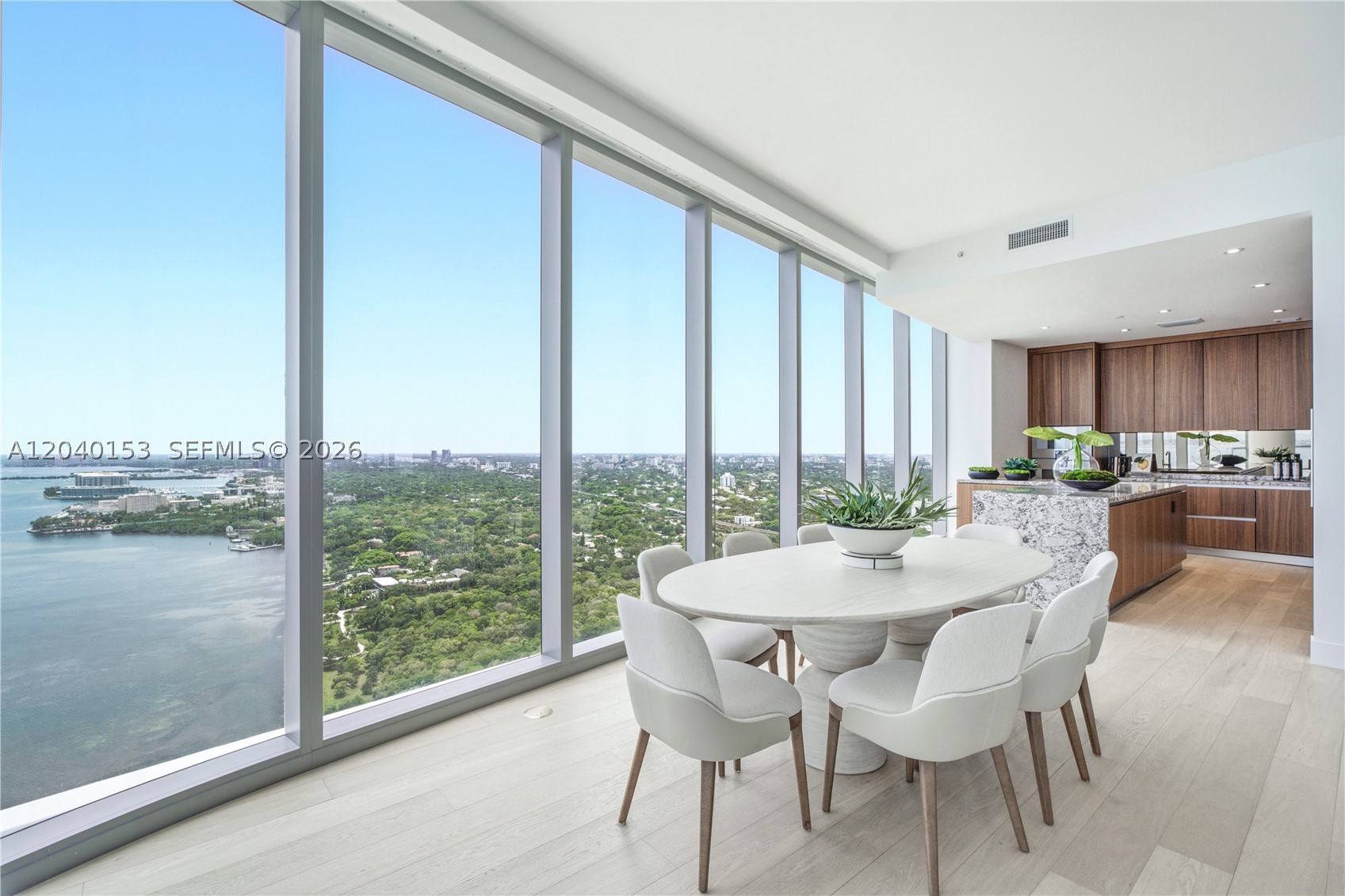 175 SE 25th #3401/3402 Miami, FL 33129