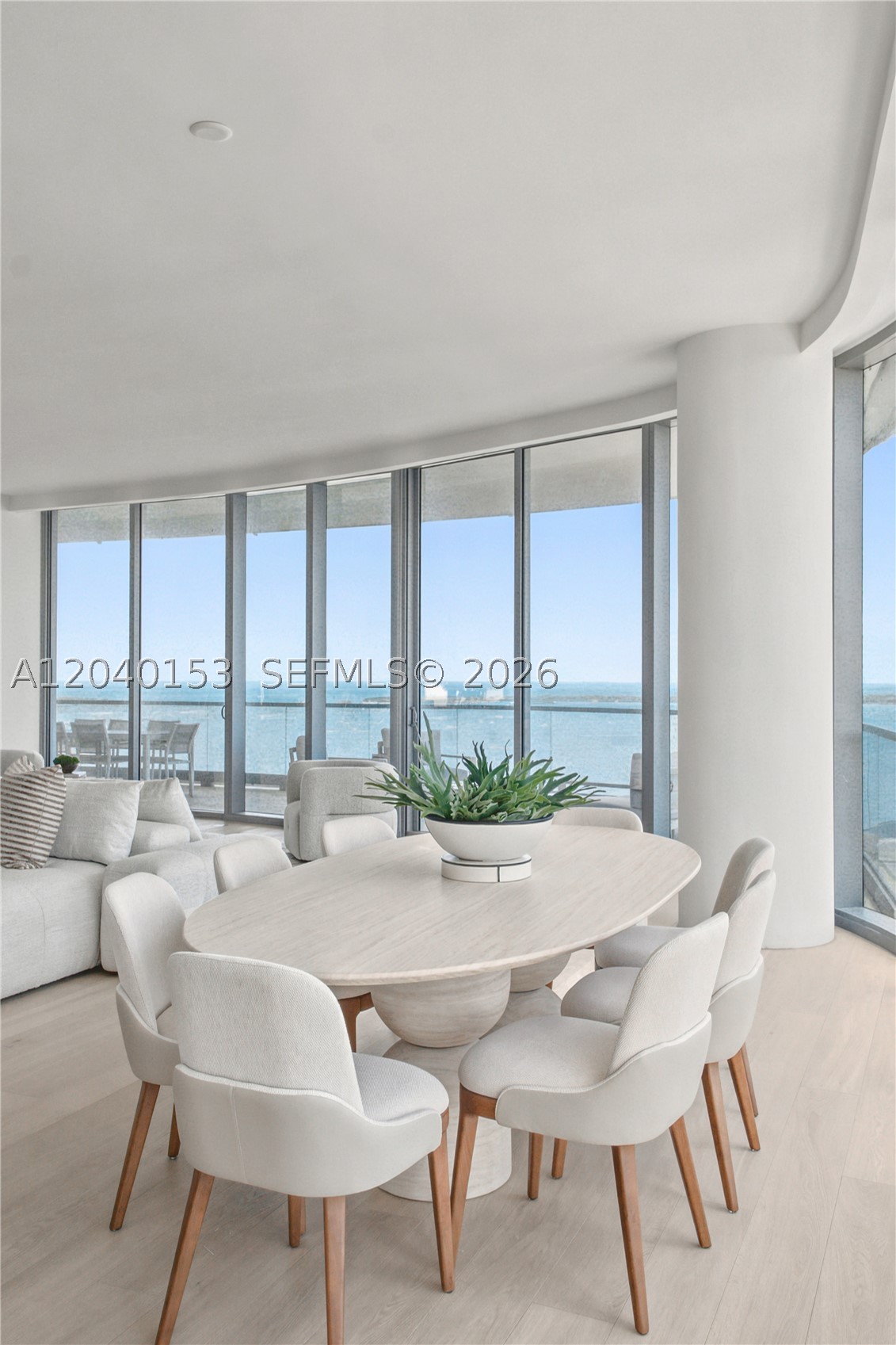 175 SE 25th #3401/3402 Miami, FL 33129