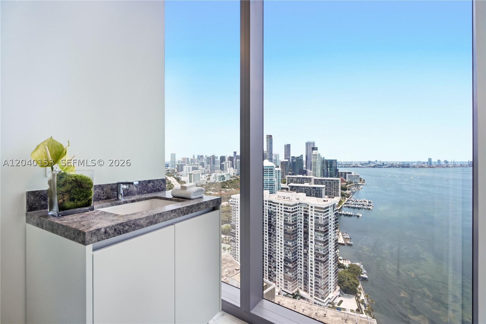 175 SE 25th #3401/3402 Miami, FL 33129