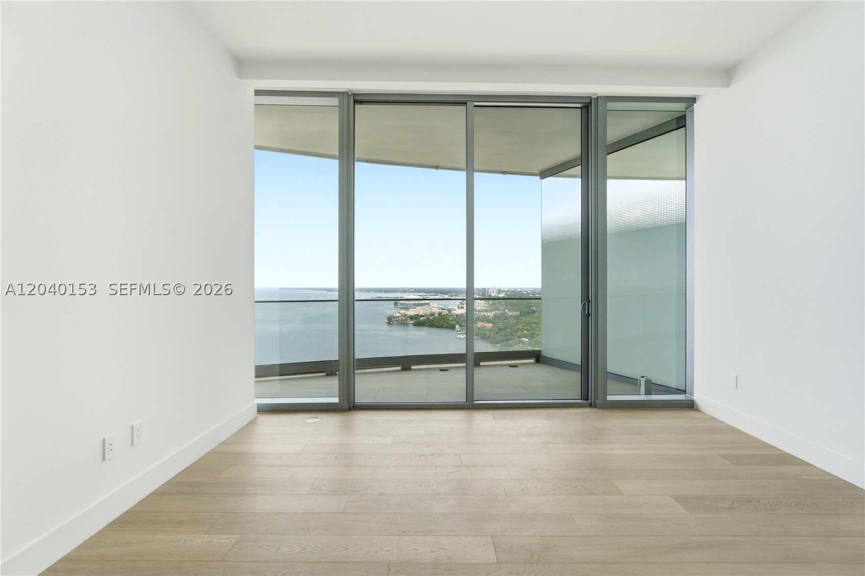 175 SE 25th #3401/3402 Miami, FL 33129