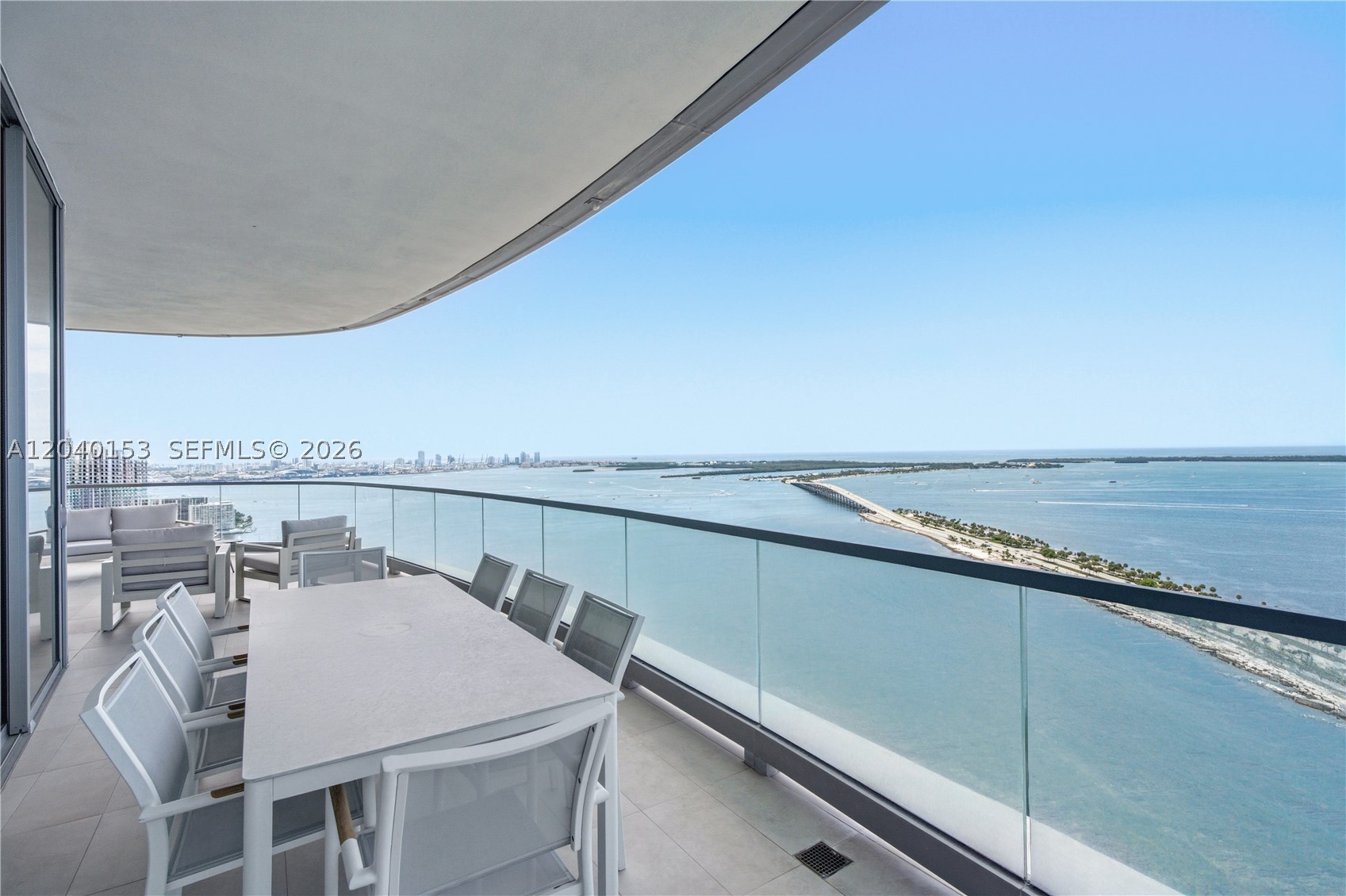 175 SE 25th #3401/3402 Miami, FL 33129