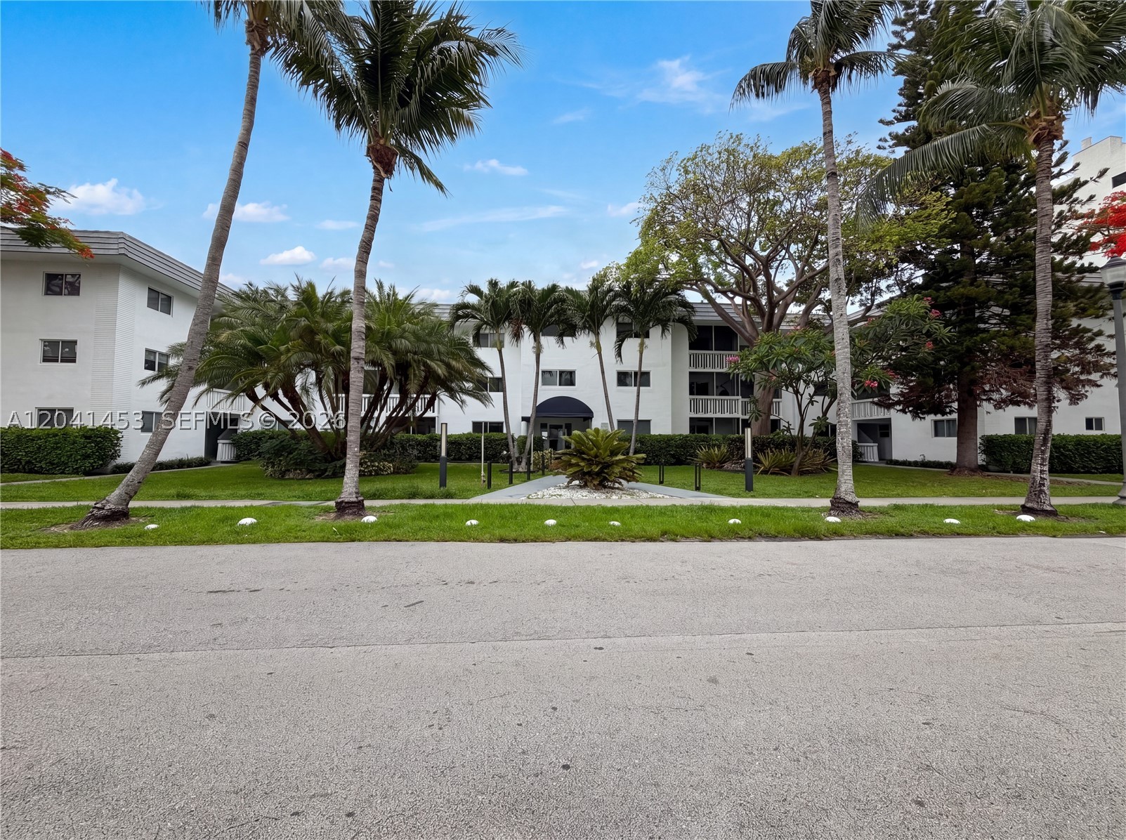 200 Galen Dr #202