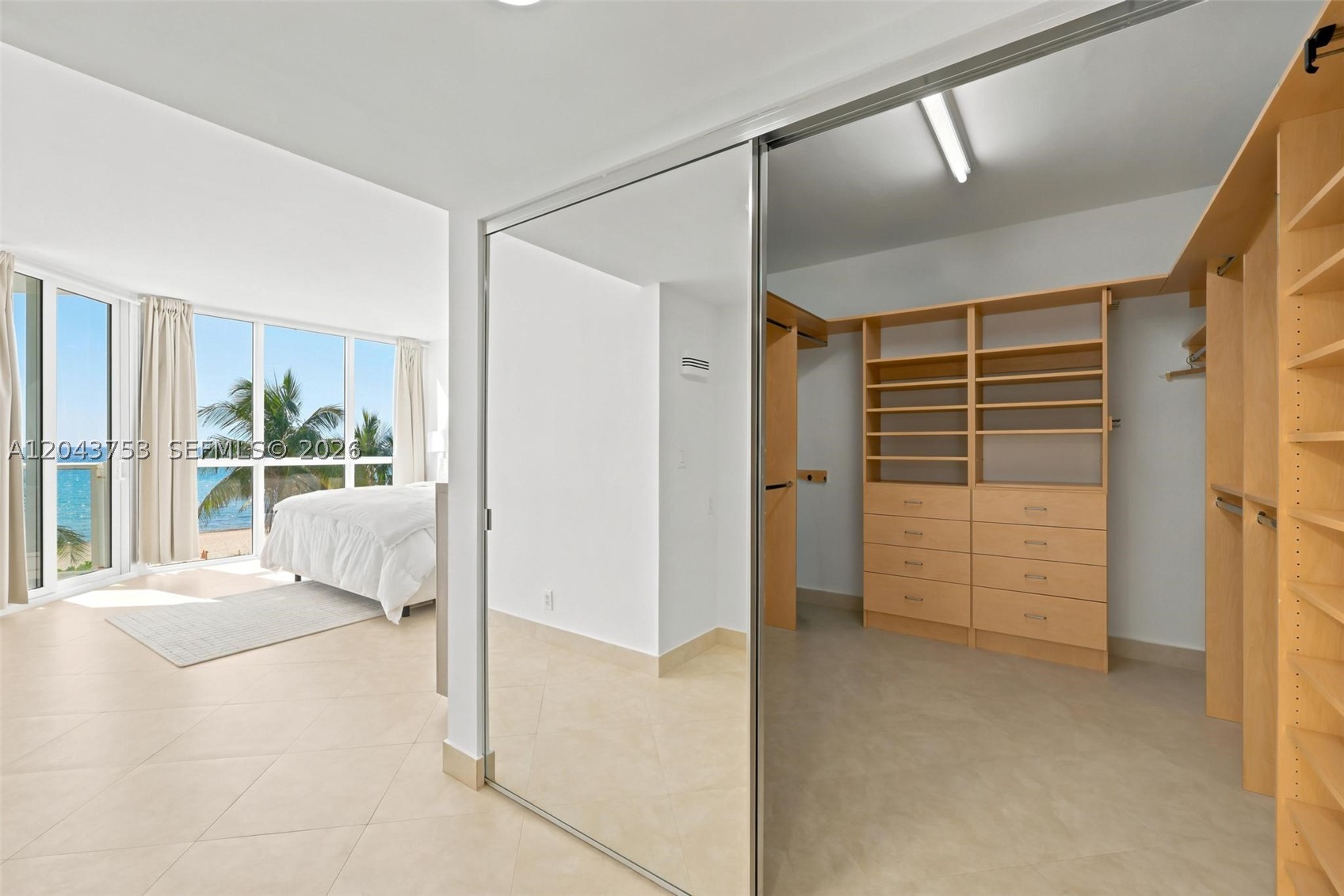 16485 Collins Ave #WS6C Sunny Isles Beach, FL 33160