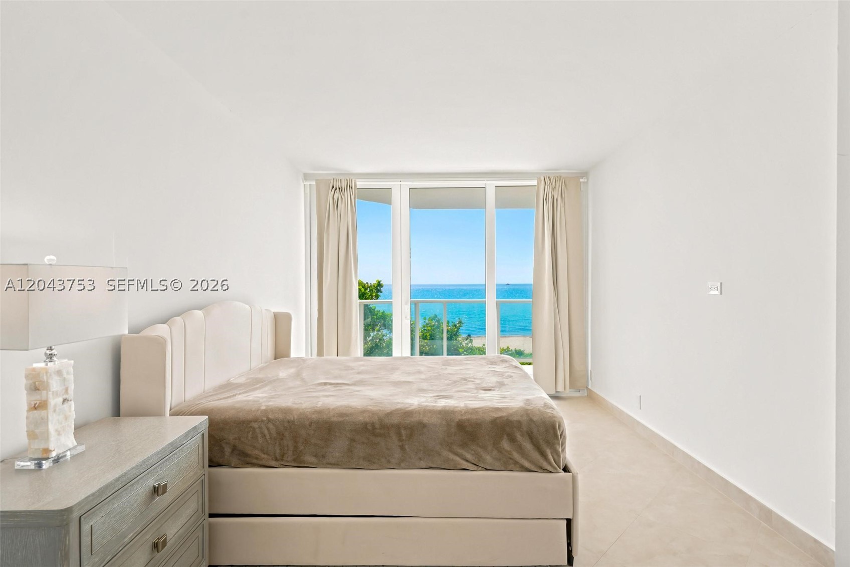 16485 Collins Ave #WS6C Sunny Isles Beach, FL 33160