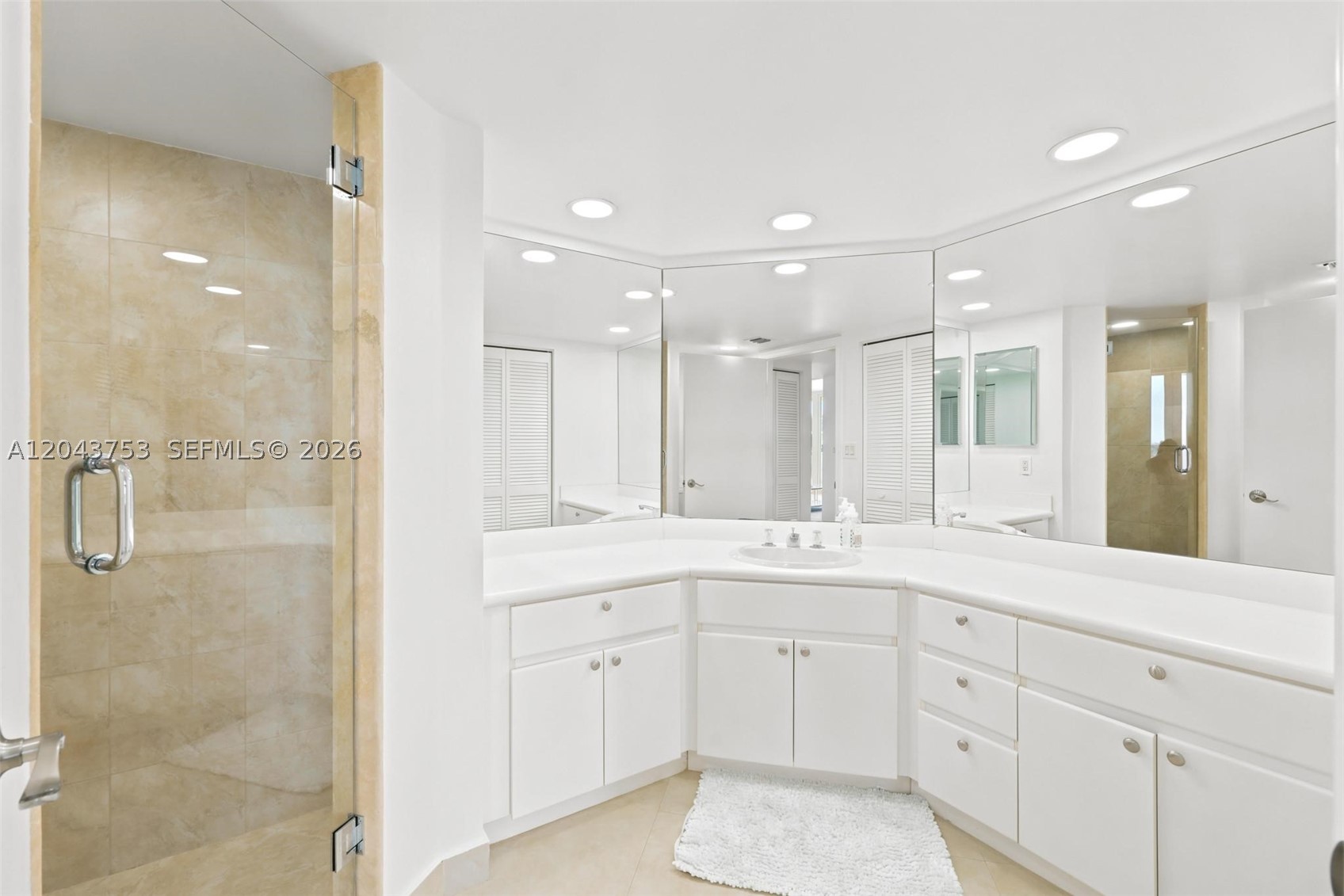 16485 Collins Ave #WS6C Sunny Isles Beach, FL 33160