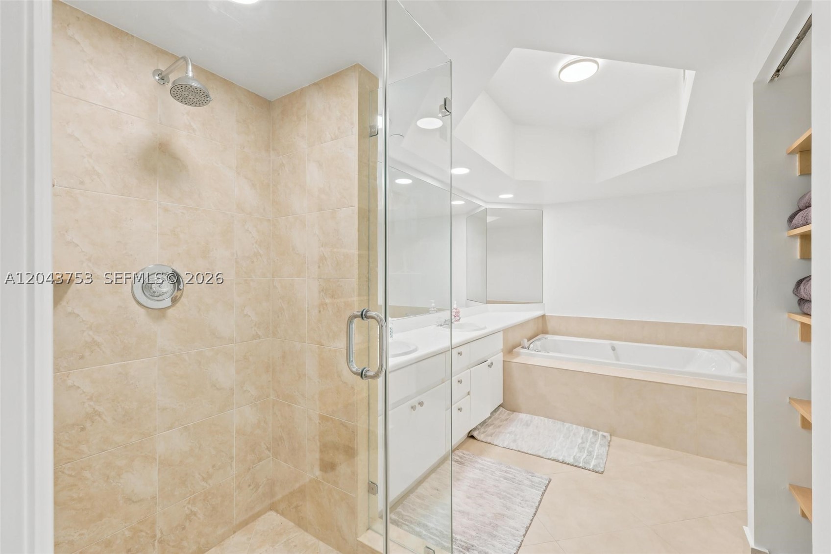 16485 Collins Ave #WS6C Sunny Isles Beach, FL 33160